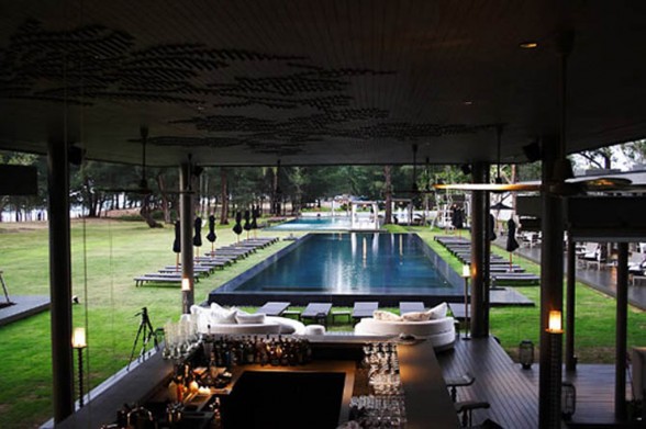 modern pool hotel design