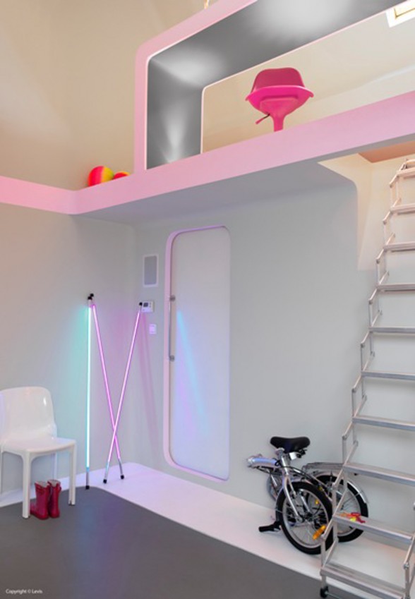 Colorful and Minimalist Homes Design  - Stairs
