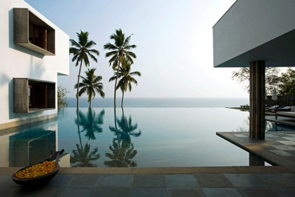Dream House Design In Kerala - Swimming Pool