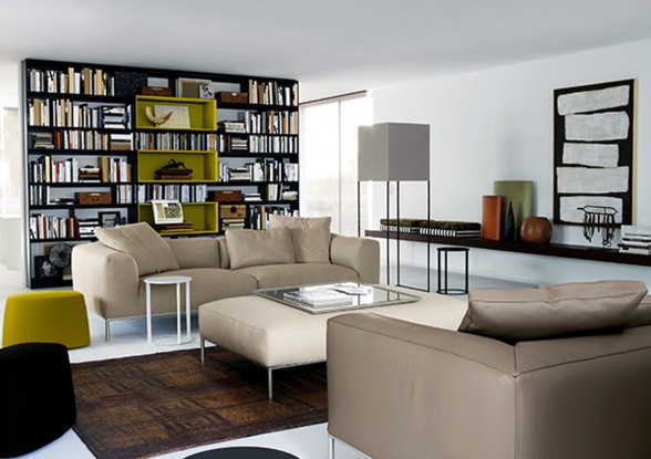 High-End Furniture in Modern Prefab House - Livingroom