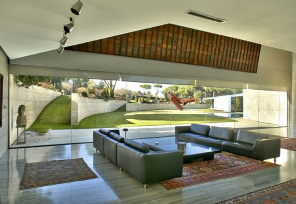 Luxury House Design by Spanish Architect - Livingroom
