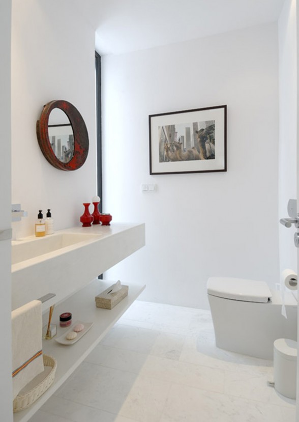Mediterranean Vacation House, an Amazing Modern House - Bathroom