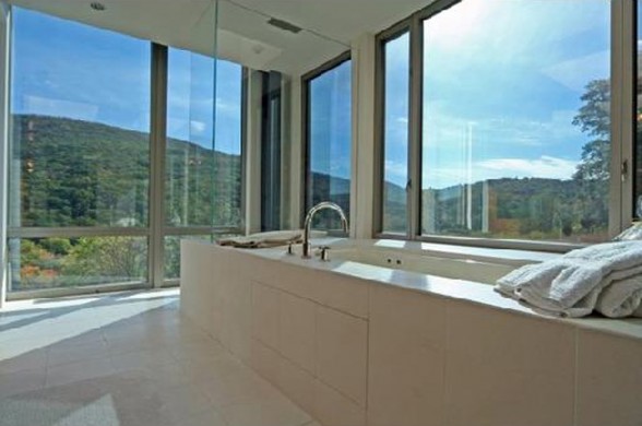 Modern Design Glass House in New York - Bathroom