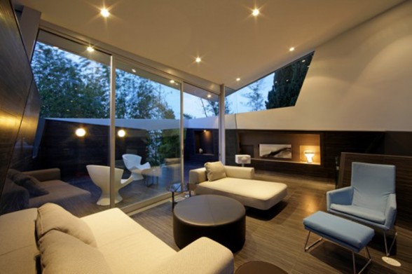 Modern Green Houses Design - Livingroom