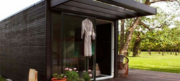 Small Houses Design by Lars Frank Nielsen - Backyard