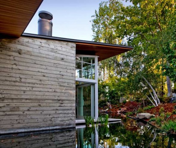 Suburban Remodeled House Inspiration in Peninsula - Garden