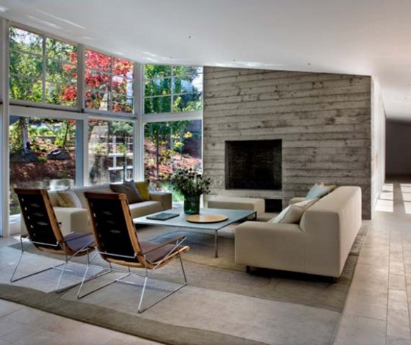 Suburban Remodeled House Inspiration in Peninsula - Livingroom