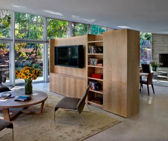 Suburban Remodeled House Inspiration in Peninsula - Reading Room