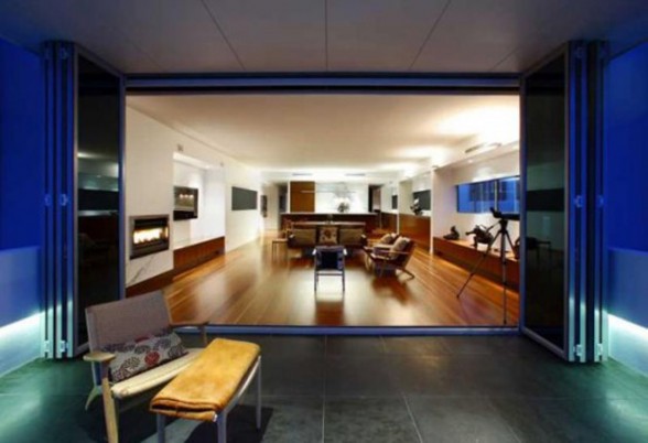 Two Level Beach House Architecture in Australia - Livingroom