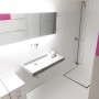 White and Modern Minimalist House Design: White And Modern Minimalist House Design   Bathroom