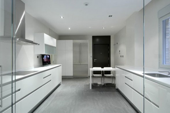 Black and White, Fascinating Luxurious Apartment Design - Kitchen