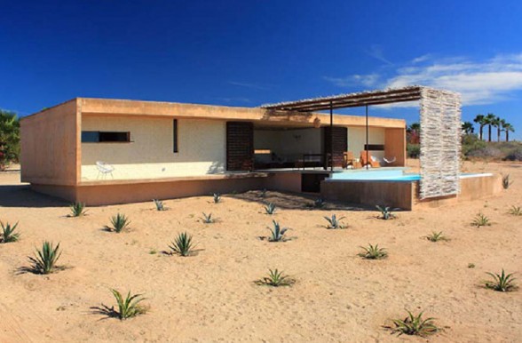 Exotic Beach House Design in Beachfront of Baja, Mexico