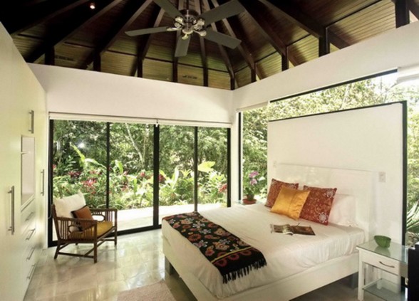 Exotic Home Architecture in Costa Rica - Bedroom