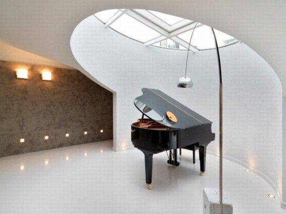 Loft Apartment Design, The Atticus Apartment - Piano