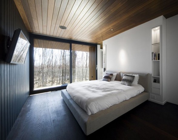 Quebec Contemporary Mountain Home Plans - Bedroom