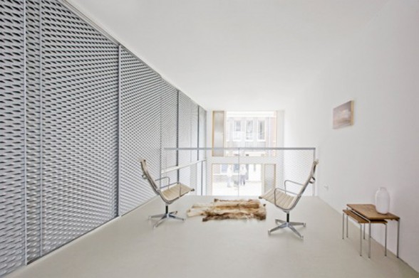 Spacious Block House Ideas in Holland - Livingroom