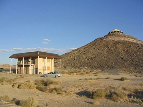 Volcano House, A Unique House Design - Desert
