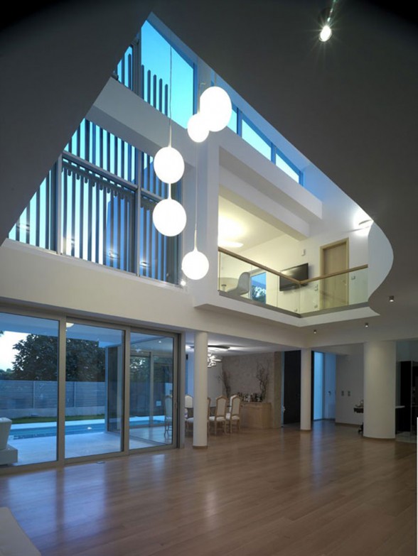 Contemporary House in Athens, Elegant Design for Suburb Homes - Interior