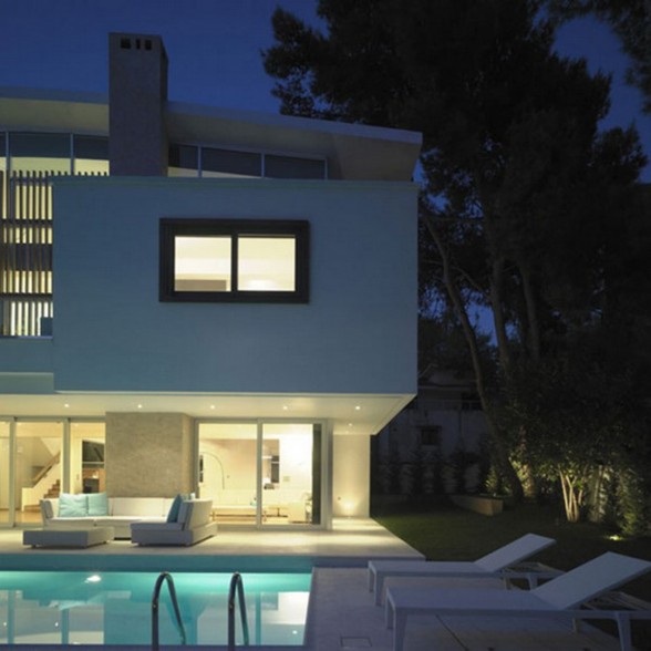 Contemporary House in Athens, Elegant Design for Suburb Homes - Pool