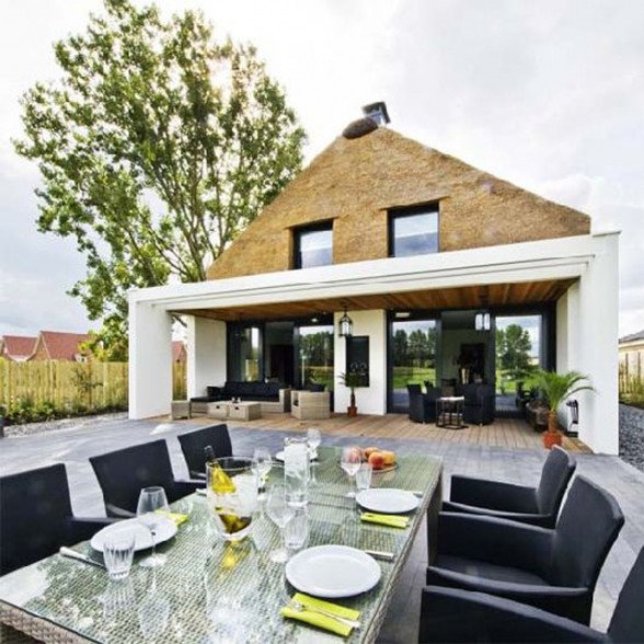 Contemporary and Classic Architectural, A Traditional Dutch House Design - Backyard