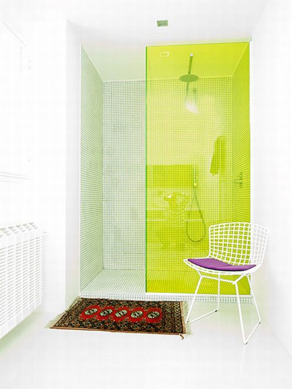 Elegant Contemporary Villa in Sleek White Themes - Bathroom