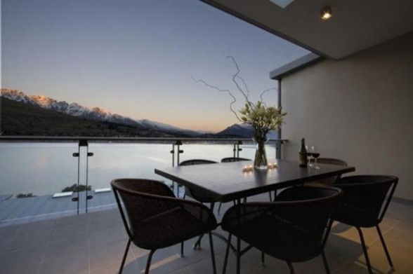 Great Views of Wakatipu Lake in Luxury Apartment Ideas
