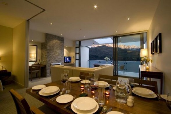 Great Views of Wakatipu Lake in Luxury Apartment Ideas - Dinning room