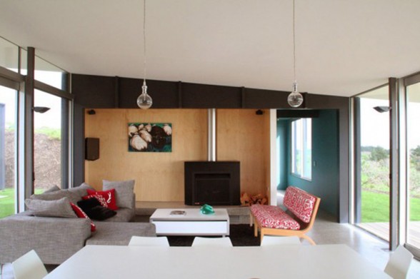 Holiday House Design with Modular Architecture from Parsonson Architect - Living room