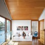 Integrated Dock and House of Boat with Two Level Floating Home Design: Integrated Dock And House Of Boat With Two Level Floating Home Design   Living Room