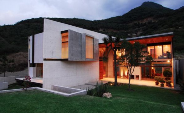 Mexican Most Beautiful House Design by Ruiloba and Rodriguez | Viahouse.Com