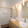 Sustainable Modern Home Design, Comfortable Living Space: Sustainable Modern Home Design, Comfortable Living Space   Bathroom