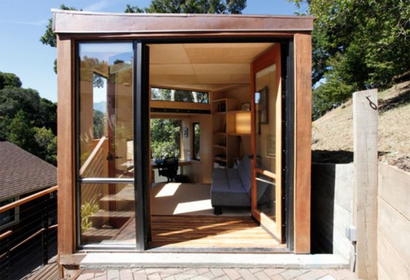 Sustainable Small House with Modern Design and Wooden Finishing - Doors