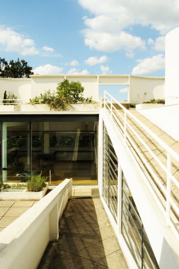 Villa Savoye, French Villa Architectural by Le Corbusier - Staircase