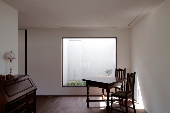 Café-House, Contemporary Home Design from Makoto Yamaguchi - Guest Room