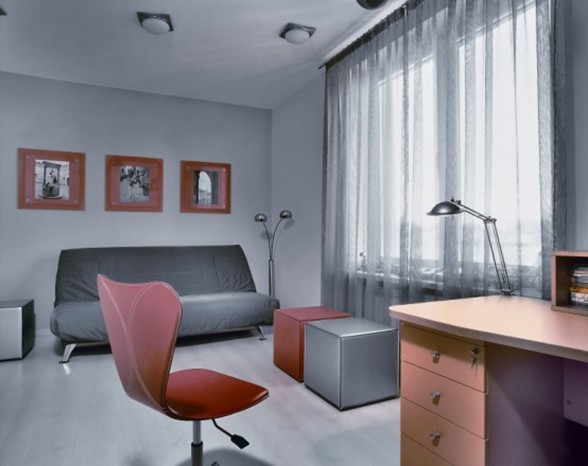 Dynamic Minimalist Grey Themed Apartment - Working Desk