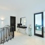 Elite London Lodge, Luxurious Living Place in Atkins Lodge: Elite London Lodge, Luxurious Living Place In Atkins Lodge   Staircase