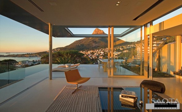 First Crescent House, Magnificent Architecture from Saota - Balcony