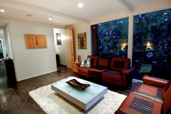 Green Environment House in Hollywood Hills, a Michael Parks Design - Living Room