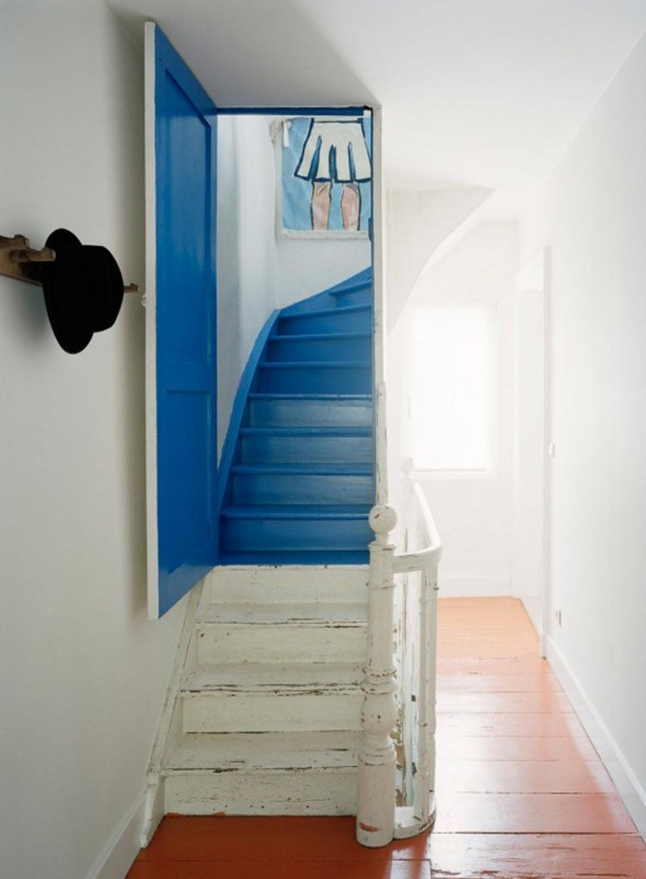 Half Parts of Old House Renovated into Modern Style Architecture - Staircase
