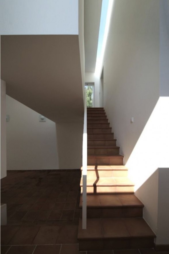 Jorge Mealha Contemporary House Design - Staircase