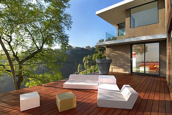 Modernity and Luxurious House Design in Exquisite Residence, the Evans House - Amazing View