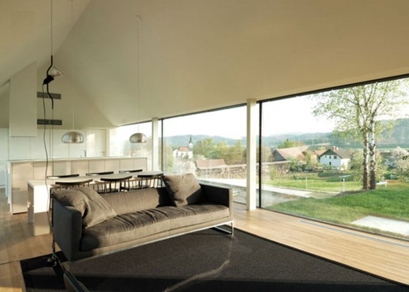 Beautiful Environment for an Urban Barn House - Livingroom