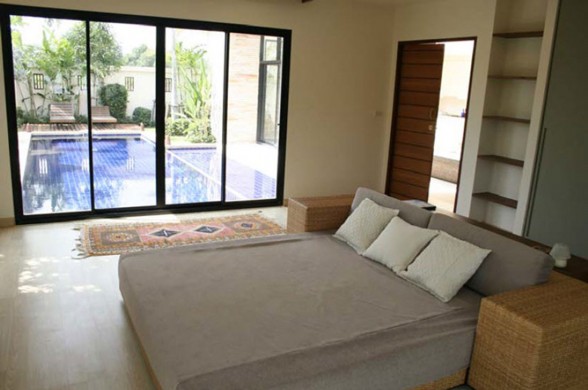 Beautiful Homey Villa in Pattaya Thailand - Bedroom