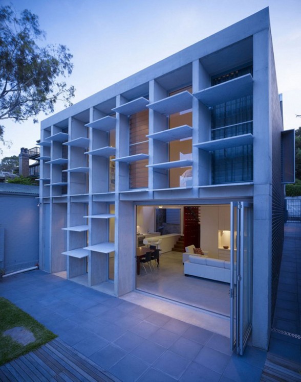 Boxes Concrete Façade, Unusual House Design in Sydney