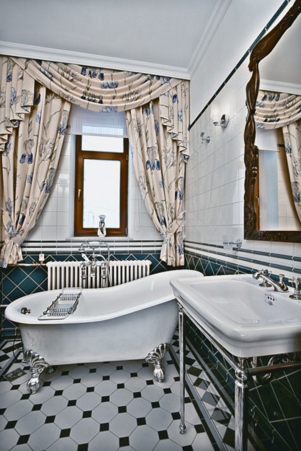 Classic-and-Elegant-Apartment-with-Floral-Decoration-in-Moscow-Bathroom
