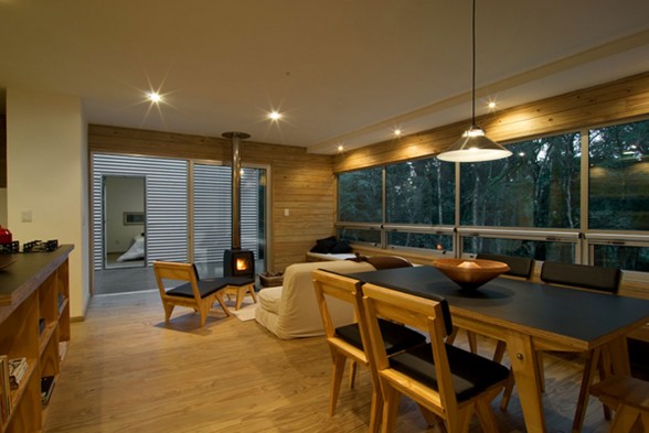Contemporary Forest Residence Design, The Sao Chico Retreat - Livingroom