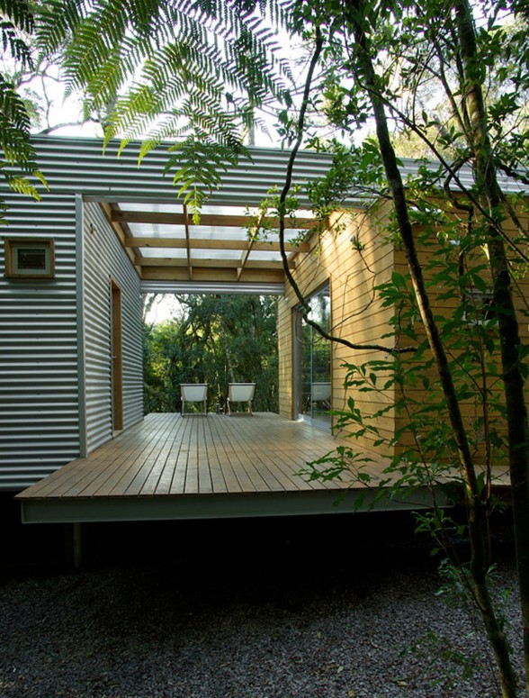 Contemporary Forest Residence Design, The Sao Chico Retreat - Terrace