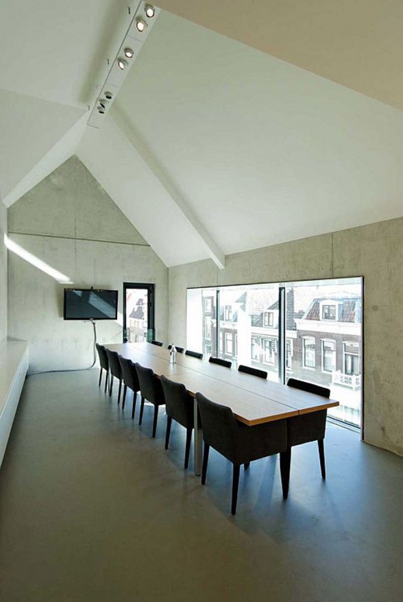 Interesting House Design from Bakers Architecten in Netherland - Meeting Room