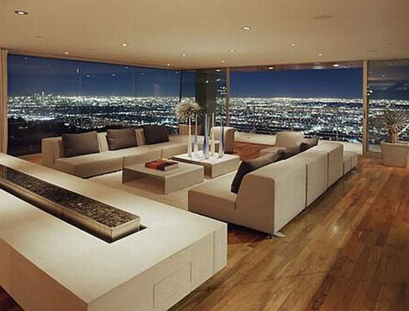 Luxury Residence with Breathtaking Views in Hollywood Hills - Livingroom