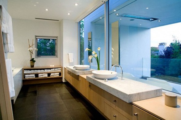 Modern House Design with Comfortable Interior Ideas - Bathroom